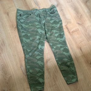 Rock & Republic Camo Jeans